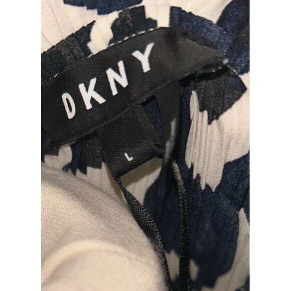 DKNY Sleeveless Blouse Tank Top For Suits Office Size Large Cream Black Navy - Picture 8 of 9